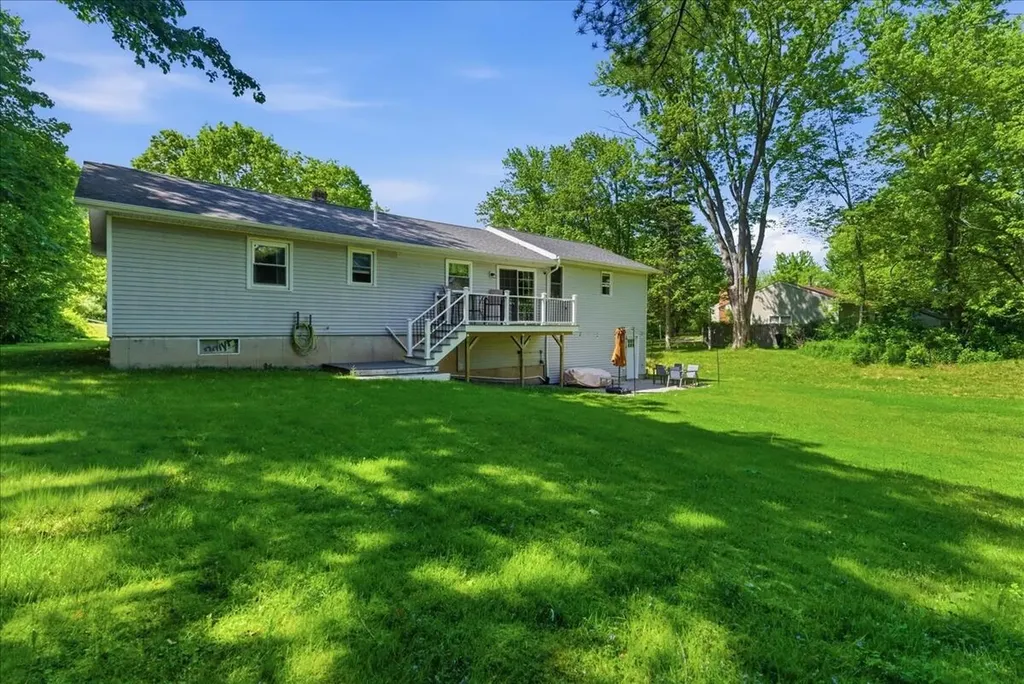 370 Mill Street Auburn ME 04210