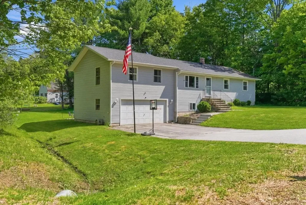 370 Mill Street Auburn ME 04210