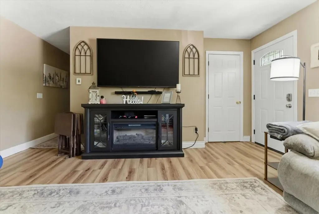 370 Mill Street Auburn ME 04210