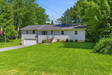 370 Mill Street Auburn ME 04210
