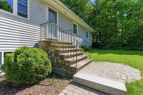 370 Mill Street Auburn ME 04210
