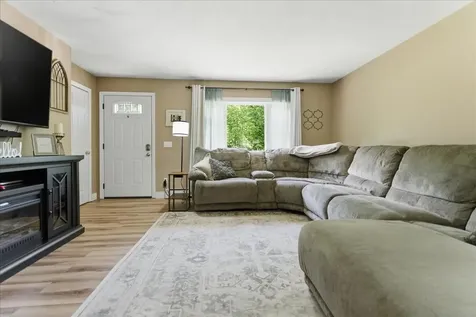 370 Mill Street Auburn ME 04210