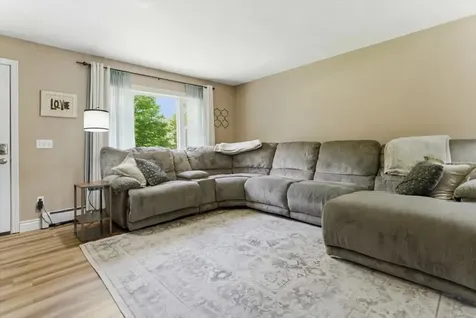 370 Mill Street Auburn ME 04210