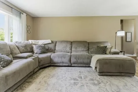 370 Mill Street Auburn ME 04210