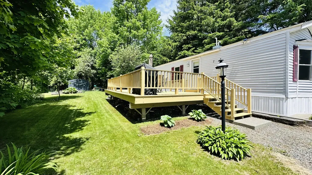 20 Lincoln Street Greenville ME 04441