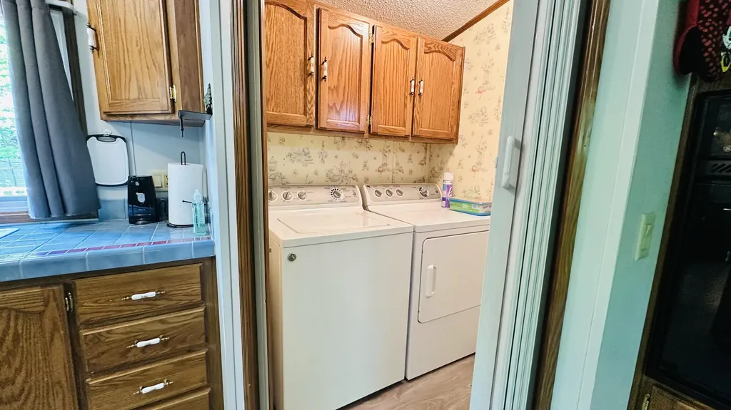 20 Lincoln Street Greenville ME 04441