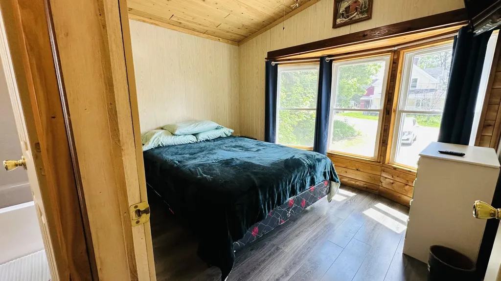 20 Lincoln Street Greenville ME 04441
