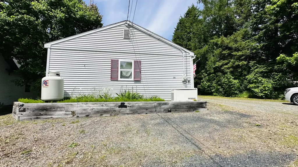 20 Lincoln Street Greenville ME 04441
