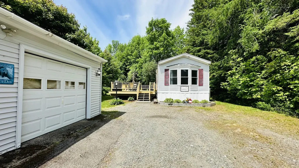 20 Lincoln Street Greenville ME 04441