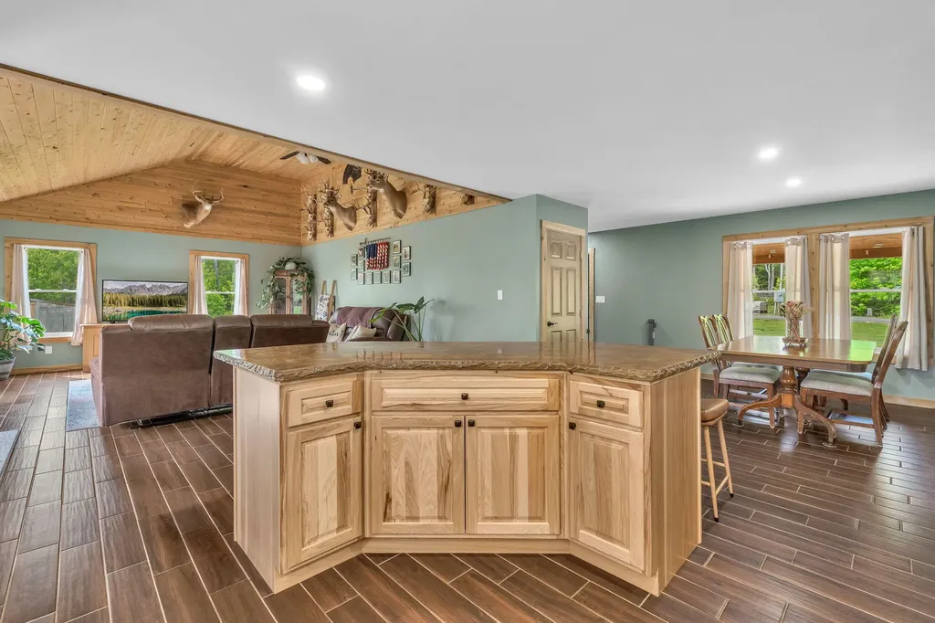 476 North Road Medford ME 04463