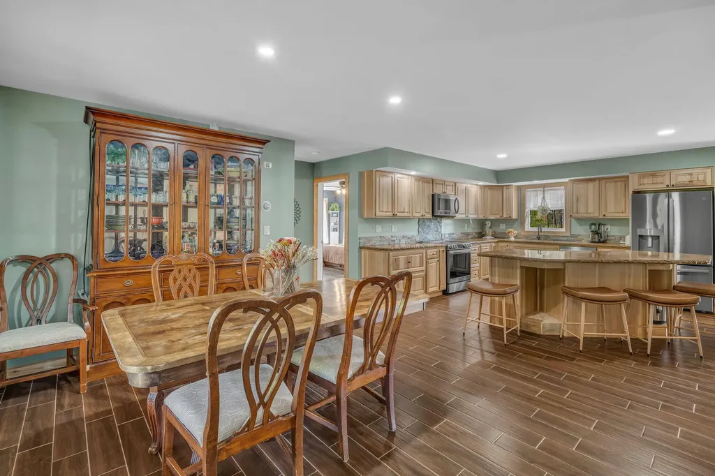 476 North Road Medford ME 04463