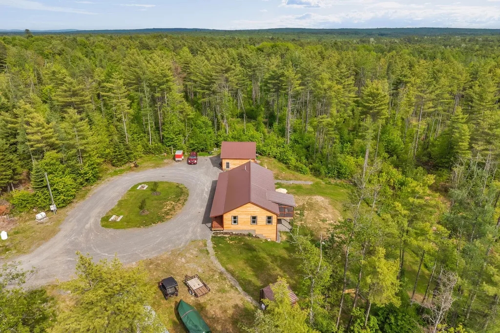 476 North Road Medford ME 04463