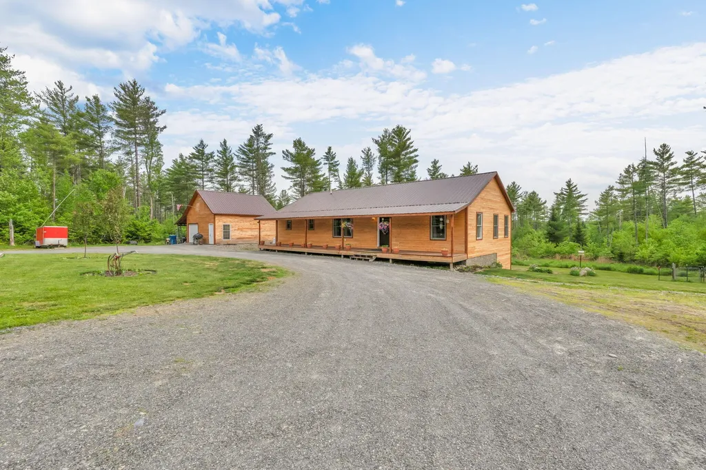 476 North Road Medford ME 04463