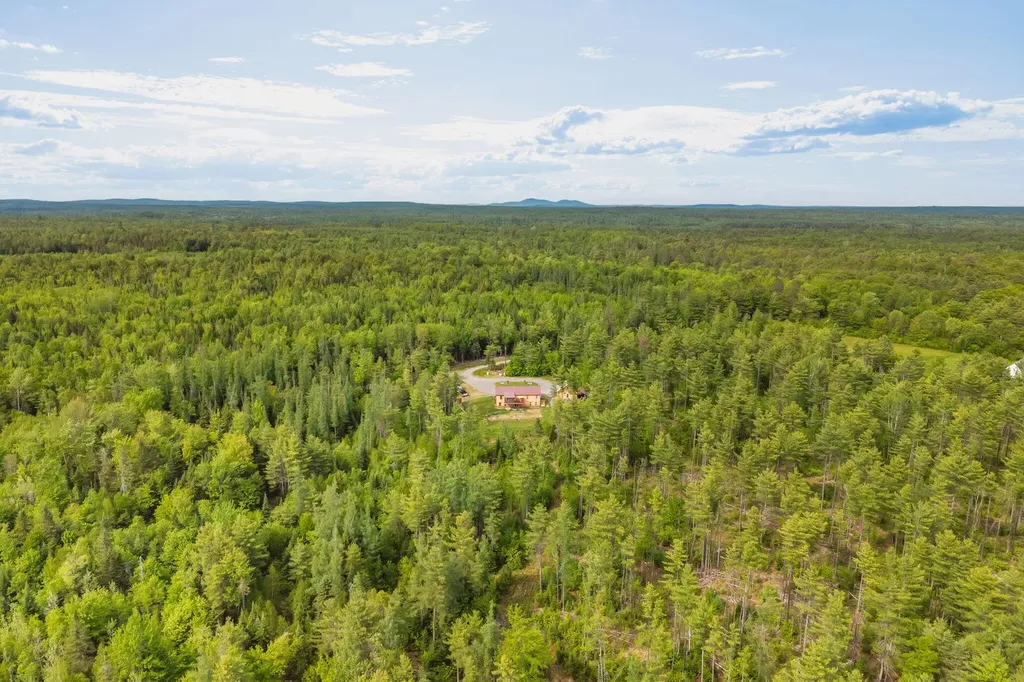 476 North Road Medford ME 04463