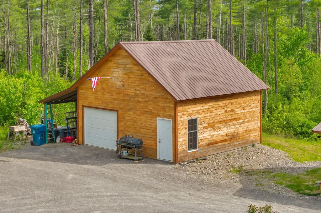 476 North Road Medford ME 04463
