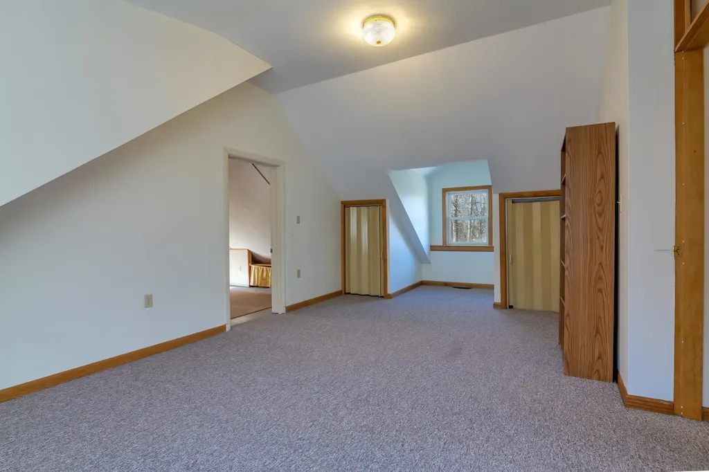 31 Newbury Neck Road Surry ME 04684