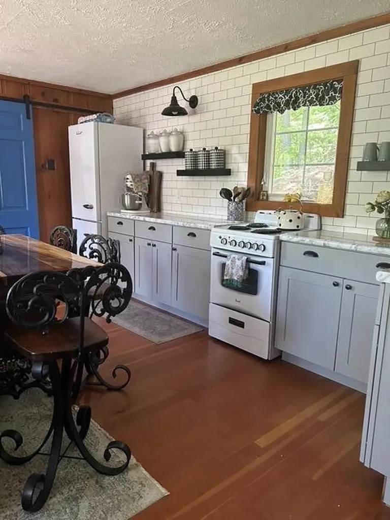12 Carp Road Madison ME 04950