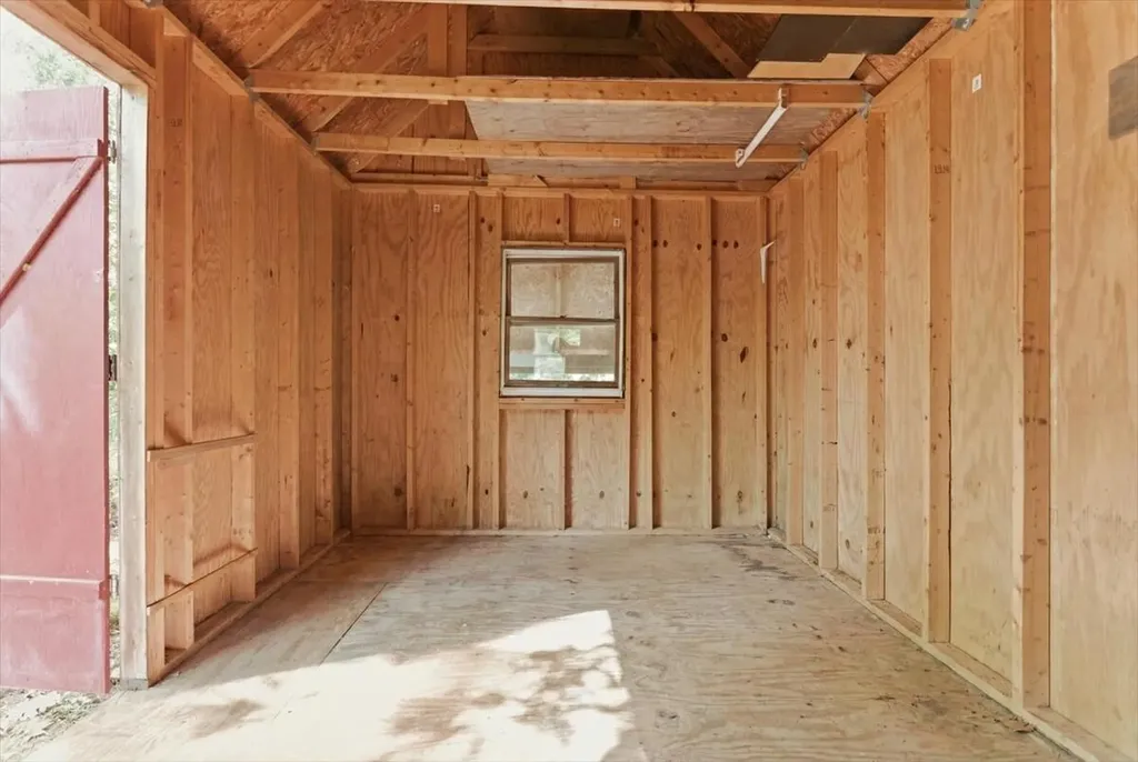 123 Dutton Hill Gray ME 04039