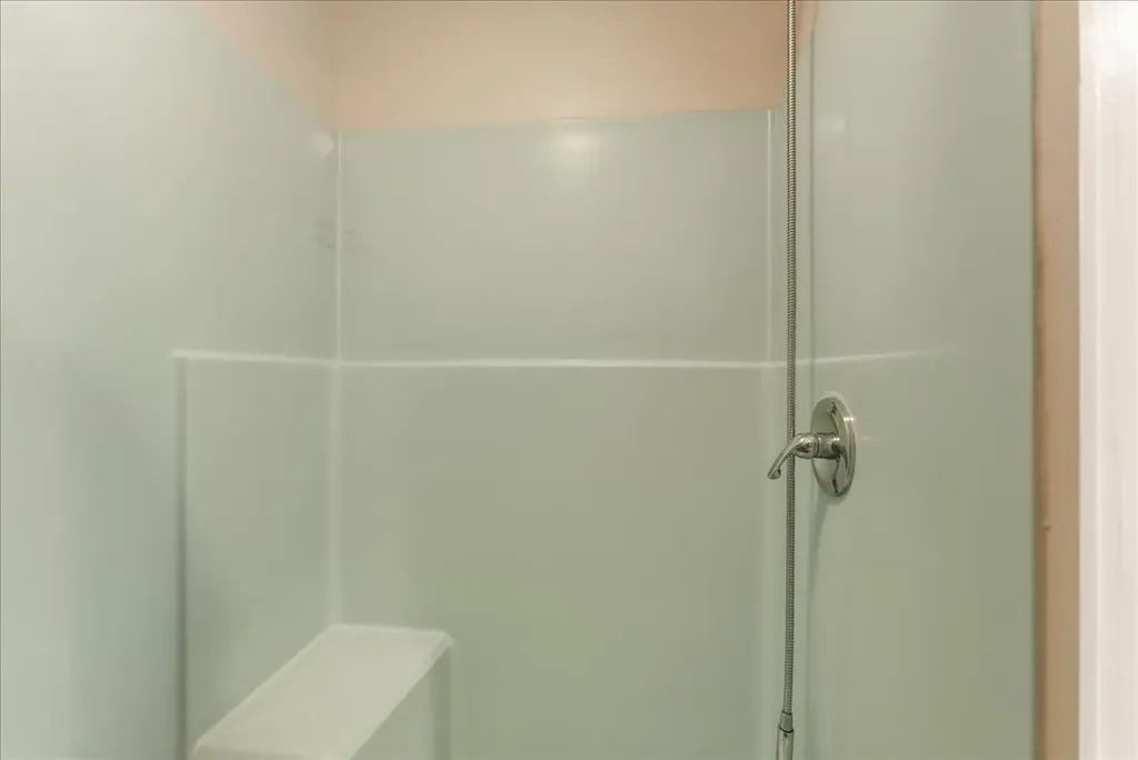 123 Dutton Hill Gray ME 04039