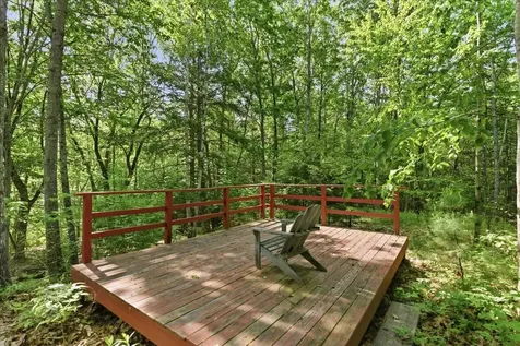 123 Dutton Hill Gray ME 04039