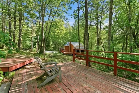 123 Dutton Hill Gray ME 04039