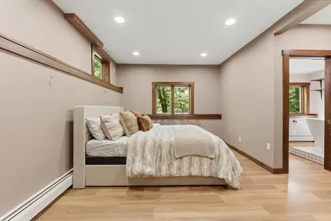 123 Dutton Hill Gray ME 04039
