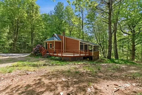 123 Dutton Hill Gray ME 04039