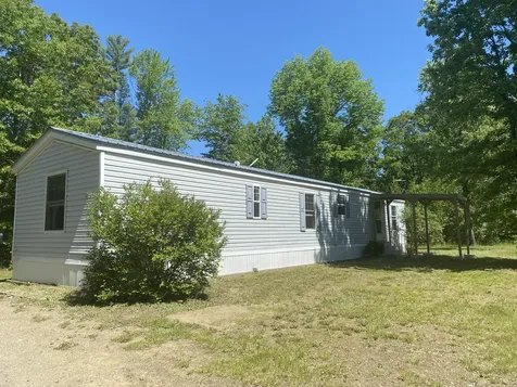 16 Edna Lee Lane Benton ME 04901