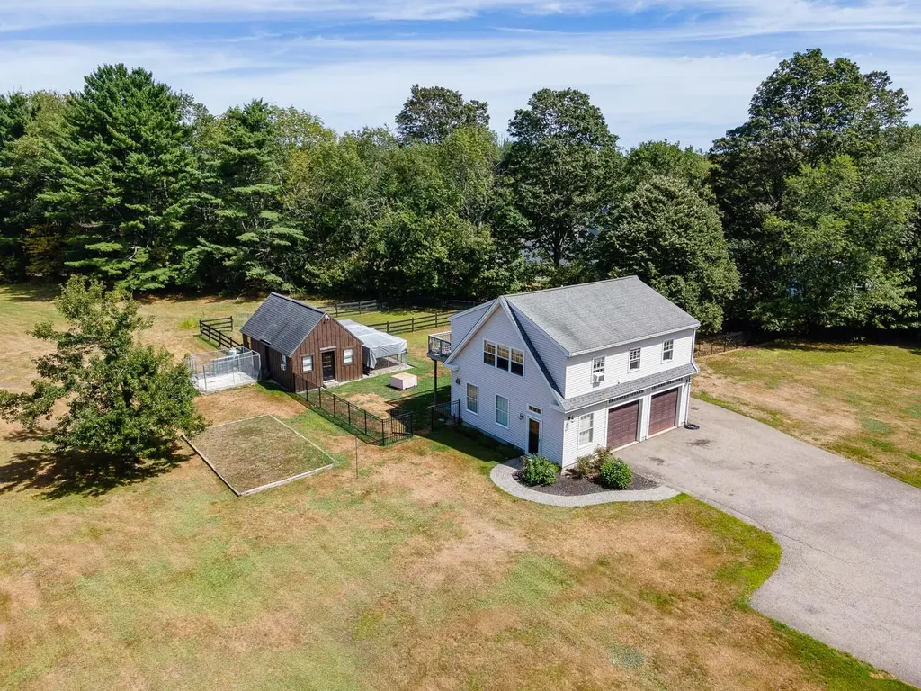60 Remicks Lane Kittery ME 03904