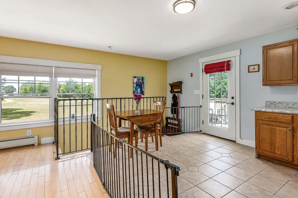 60 Remicks Lane Kittery ME 03904