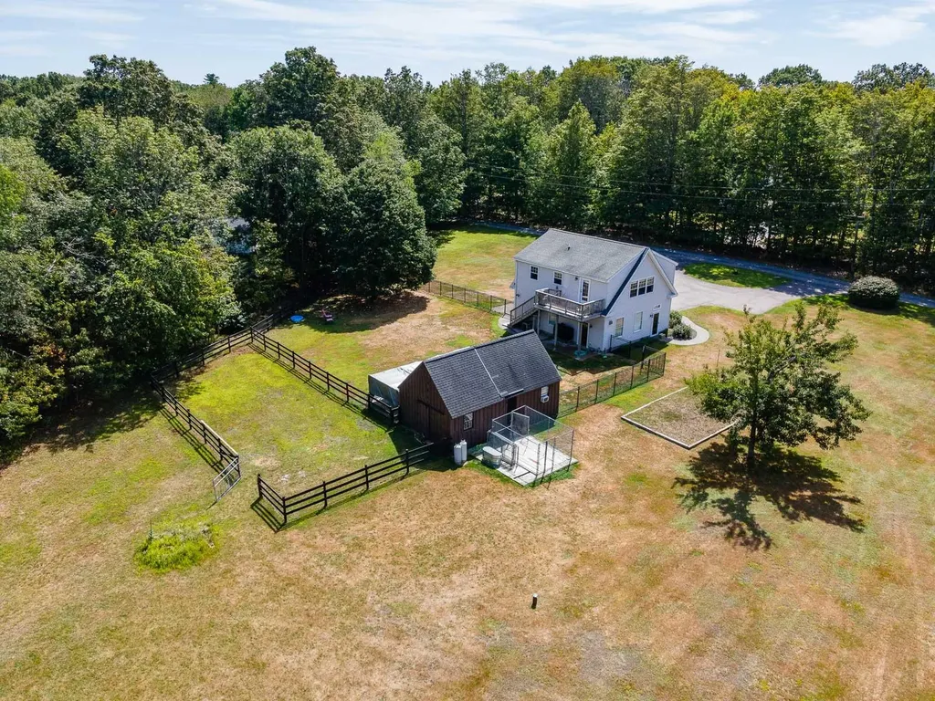 60 Remicks Lane Kittery ME 03904