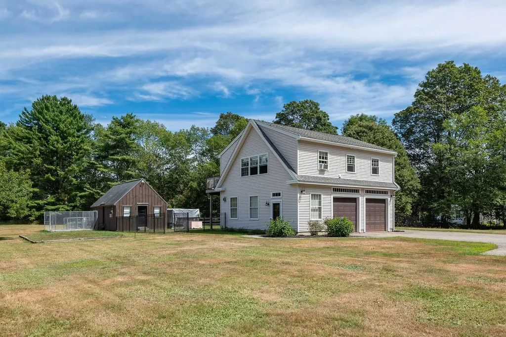 60 Remicks Lane Kittery ME 03904