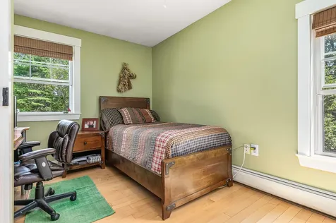 60 Remicks Lane Kittery ME 03904