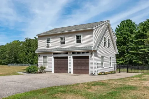 60 Remicks Lane Kittery ME 03904