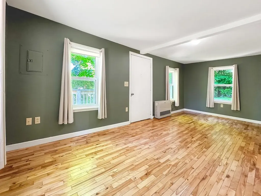 2501 Auburn Road Turner ME 04282