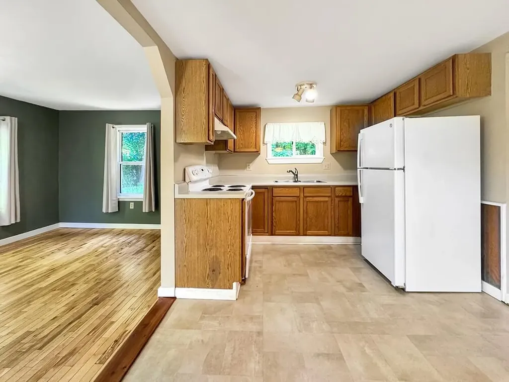 2501 Auburn Road Turner ME 04282