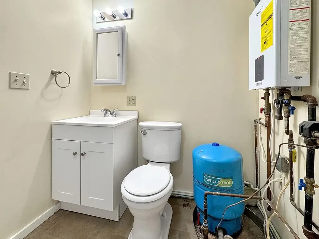 2501 Auburn Road Turner ME 04282