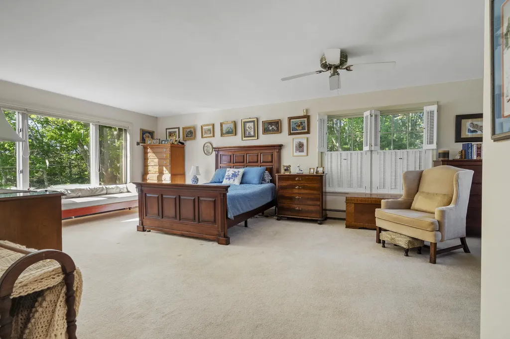 43 Woodward Farm Road Bristol ME 04539