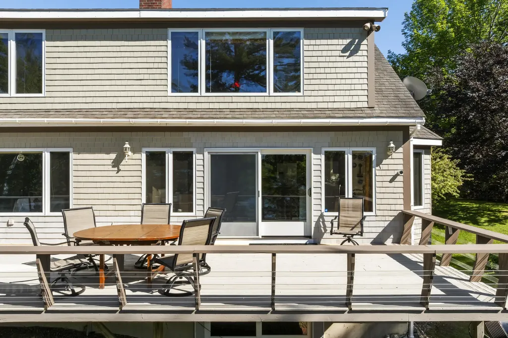 43 Woodward Farm Road Bristol ME 04539