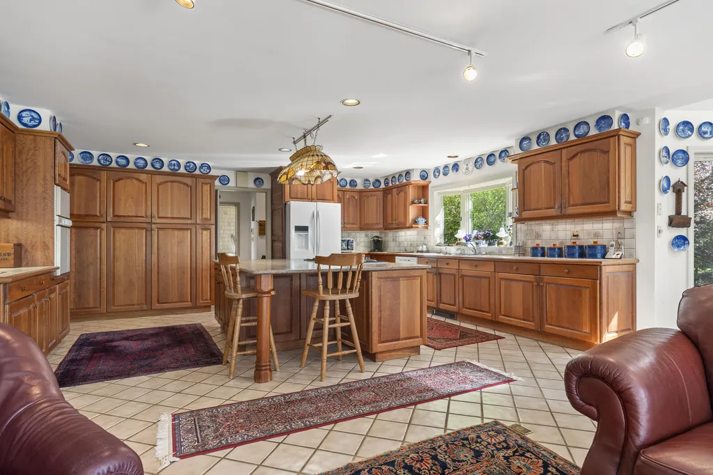43 Woodward Farm Road Bristol ME 04539