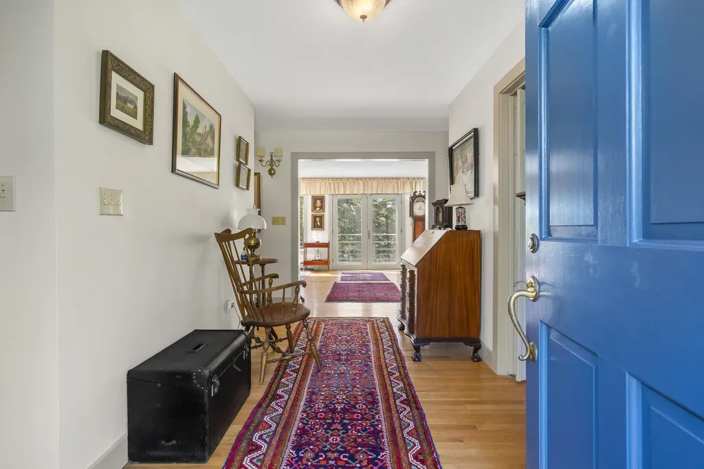 43 Woodward Farm Road Bristol ME 04539