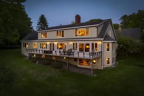 43 Woodward Farm Road Bristol ME 04539