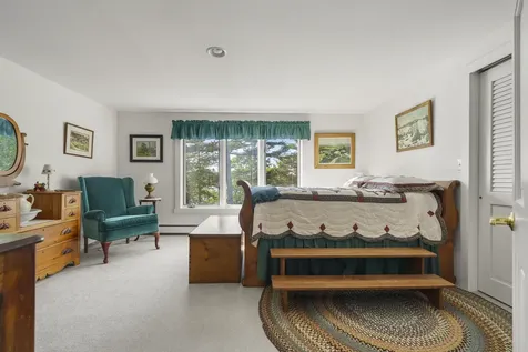 43 Woodward Farm Road Bristol ME 04539