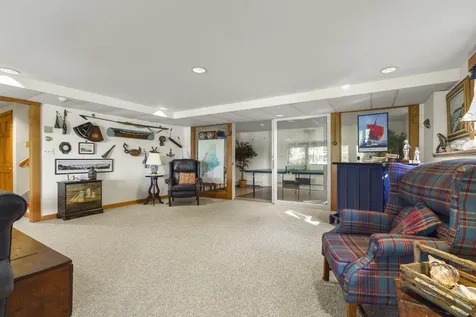 43 Woodward Farm Road Bristol ME 04539