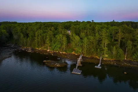 43 Woodward Farm Road Bristol ME 04539