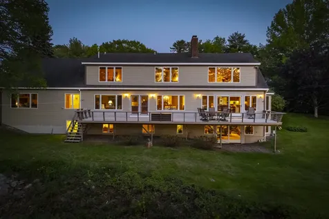 43 Woodward Farm Road Bristol ME 04539