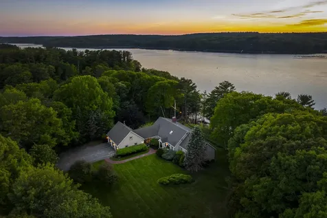 43 Woodward Farm Road Bristol ME 04539