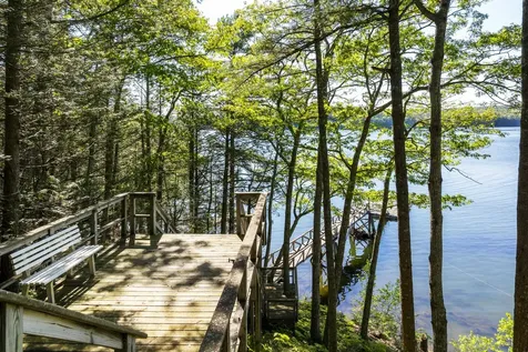 43 Woodward Farm Road Bristol ME 04539