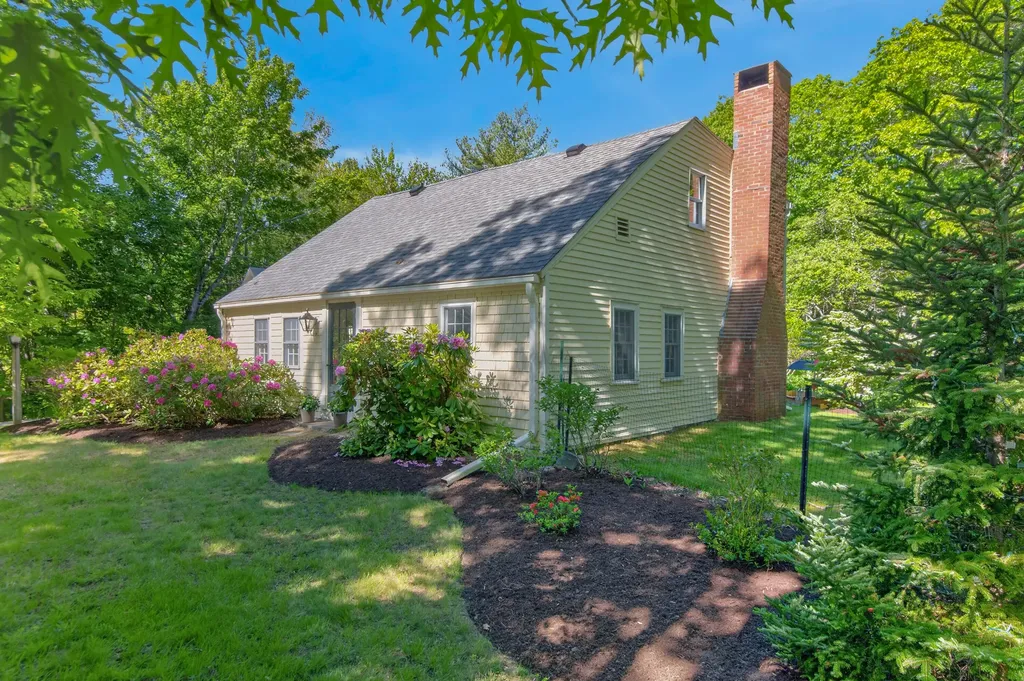 97 Old Port Road Kennebunk ME 04043