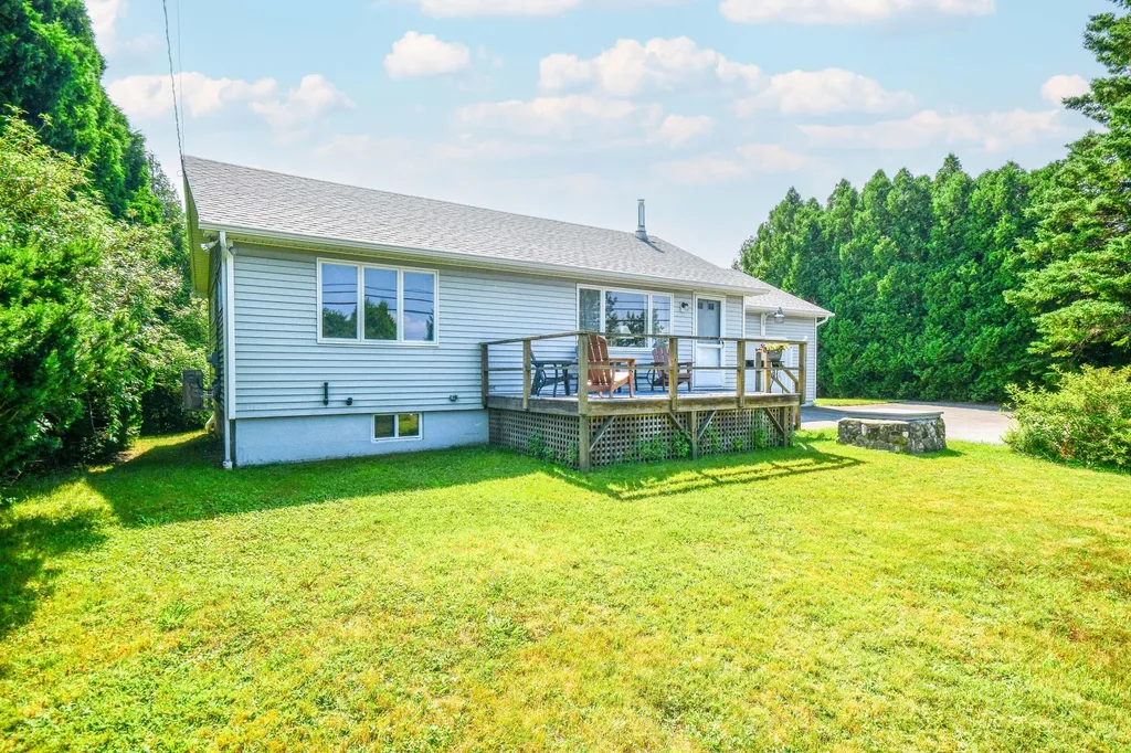 2027 Harpswell Islands Road Harpswell ME 04003